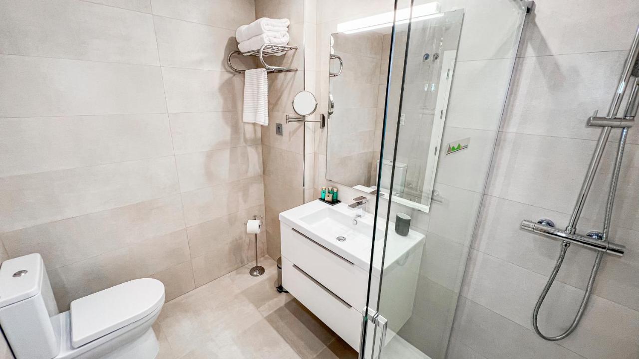 La Serena Mar, Benalmadena Pueblo, Luxury Apartment With Jacuzzi Exterior photo
